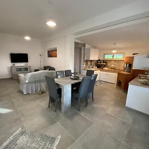https://villa-priscilla.sicilyhotelsitaly.net